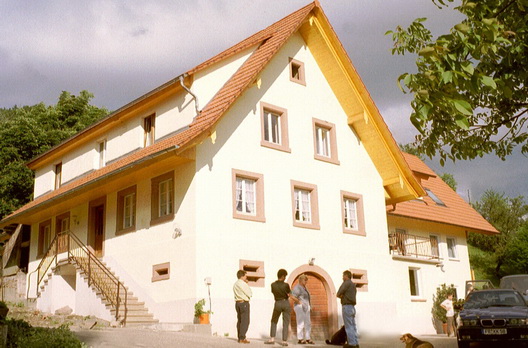 Der Haashof im Freiämter Ortsteil Brettental nach der Sanierung und Modernisierung (Ansicht von Südwesten).