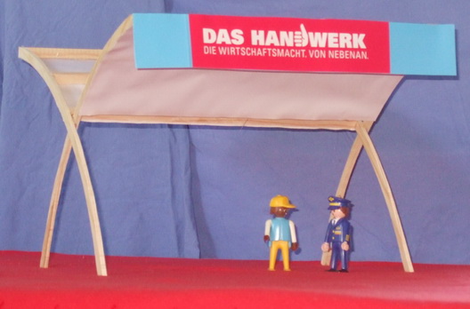 Das Handwerk, die Wirtschaftsmacht von Nebenan - Modell des Messestandes für die Badenmesse Freiburg von Werner Böcherer